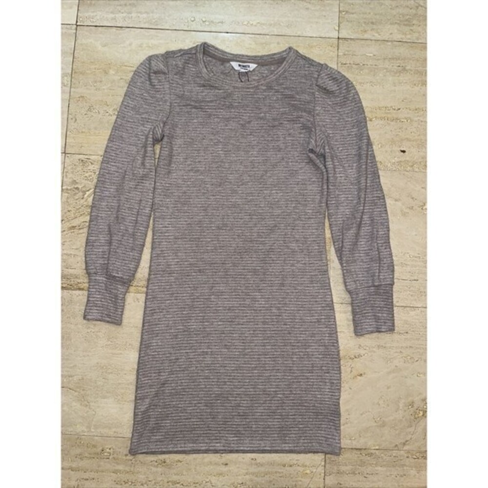 BB Dakota STEVE MADDEN Dress size M Knit The Scene Mini Brown Long Sleeve NWOT